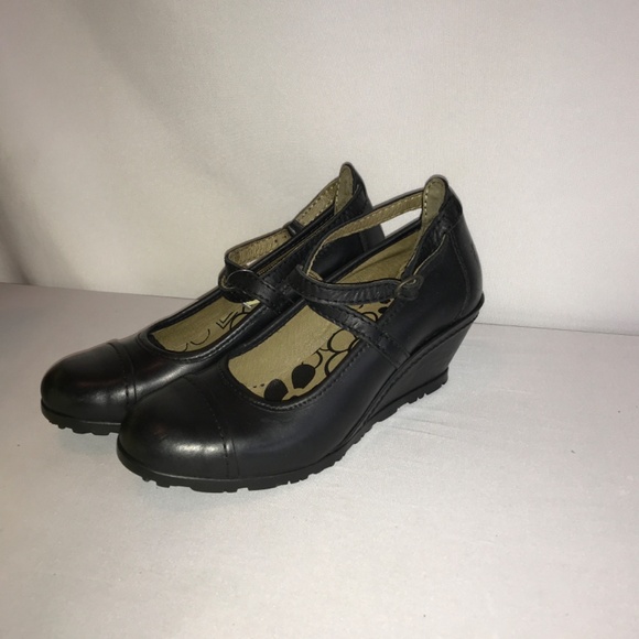 FLY LONDON - Picture 2 of 4